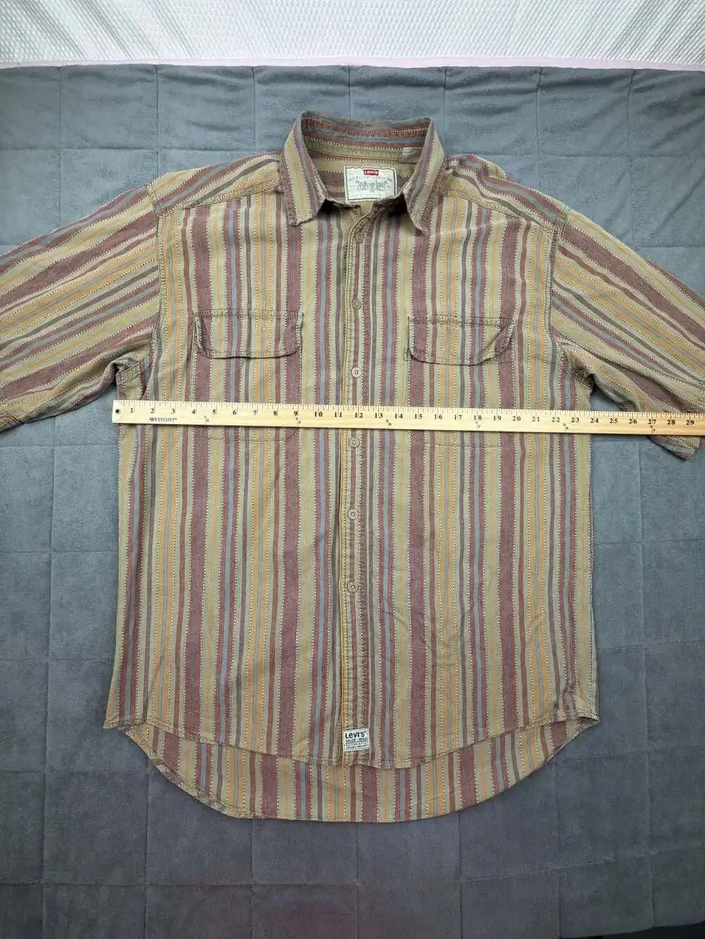 Vintage Levi's Quality Clothing Striped Short Sleeve Button-Down Shirt
